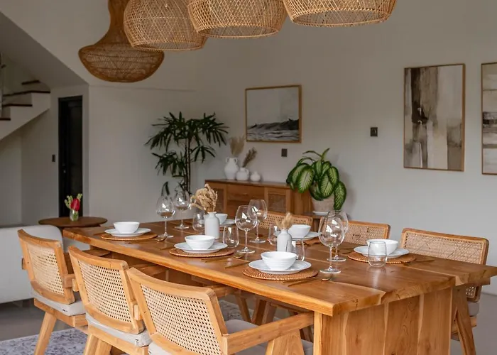 Teak Canggu (Bali)
