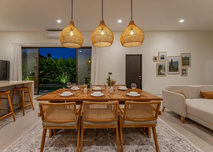 Villa Teak