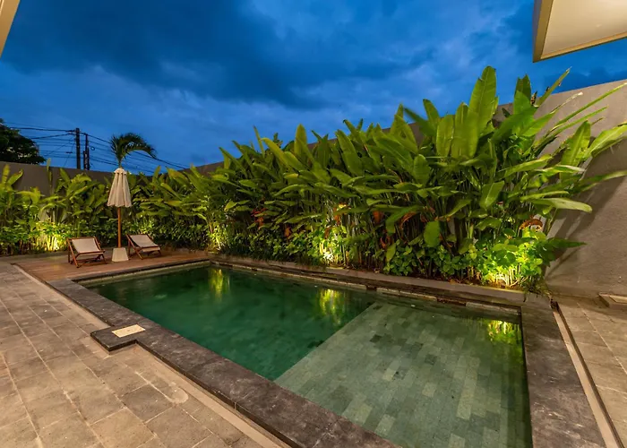 Villa Teak *