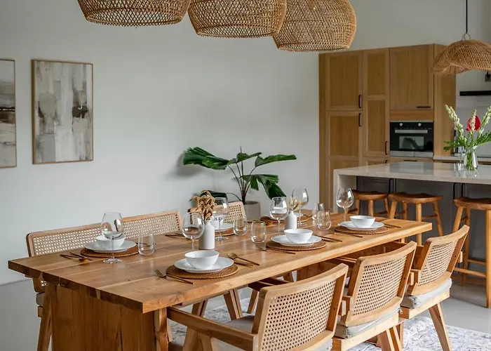 Teak Villa *